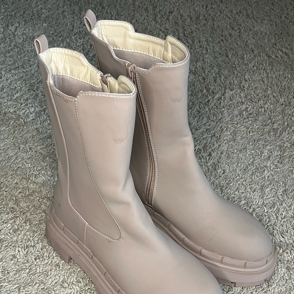 Faux Leather Chunky Chelsea Boots Size 10 - Picture 4 of 12